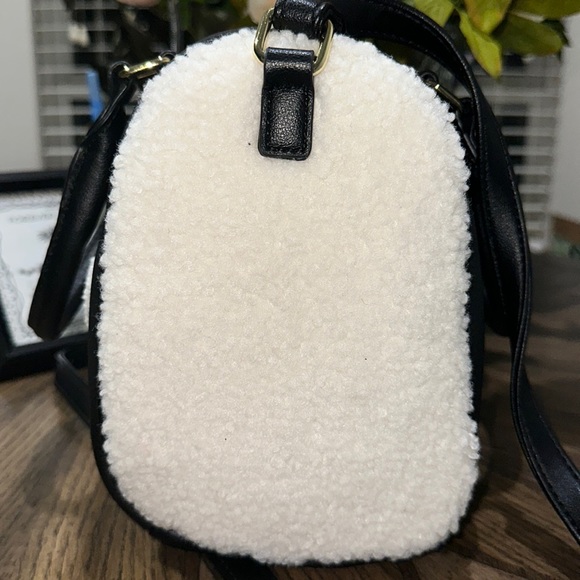 Juicy Couture Purse 👜✨💕✨ - Picture 3 of 3